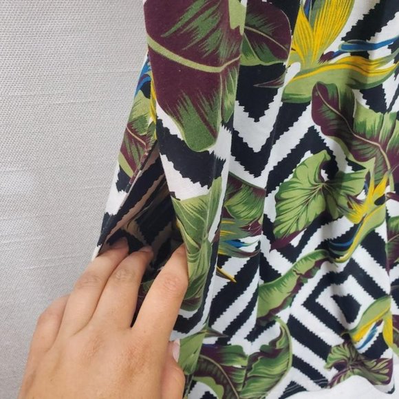 Lularoe Dress Womens L Tropical T-Shirt Short Sleeve Knee Length Pockets Swing - Picture 4 of 12